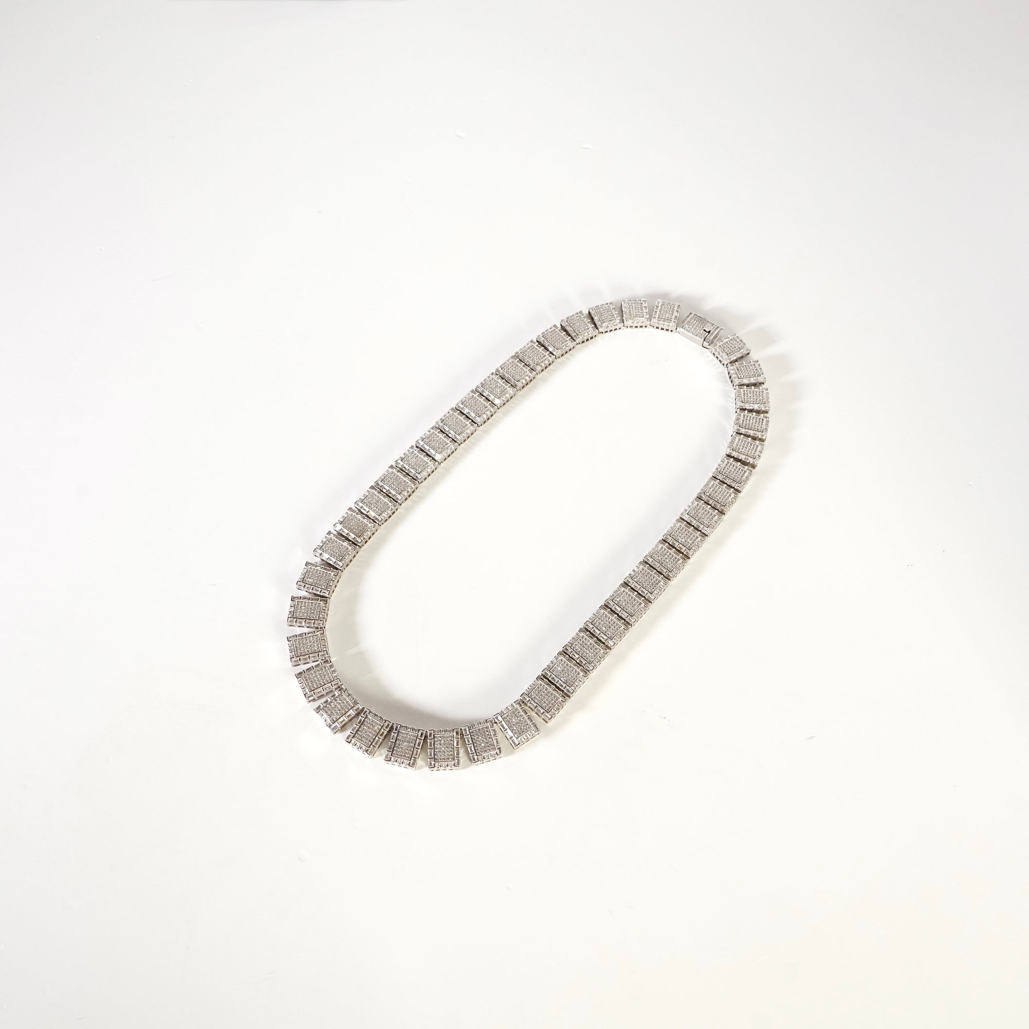 BABY TRAX ボックスチェーンネックレス　WGメッキ