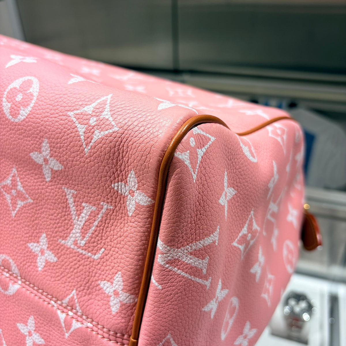 LOUIS VUITTON ルイヴィトン スピーディ P9 バンドリエール 40 ピンク サクラ モノグラムキャンバス