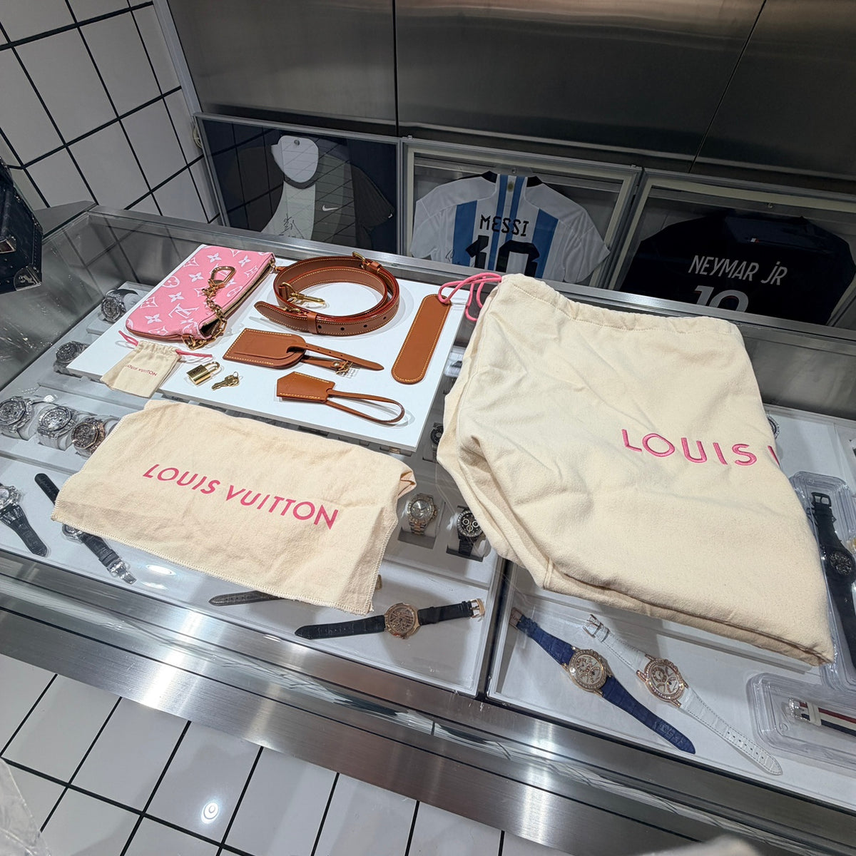 LOUIS VUITTON ルイヴィトン スピーディ P9 バンドリエール 40 ピンク サクラ モノグラムキャンバス
