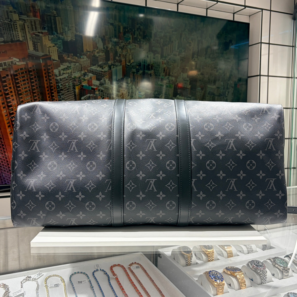 LOUIS VUITTON ルイヴィトン キーポル ・バンドリエール 55 ブラック モノグラム・エクリプス