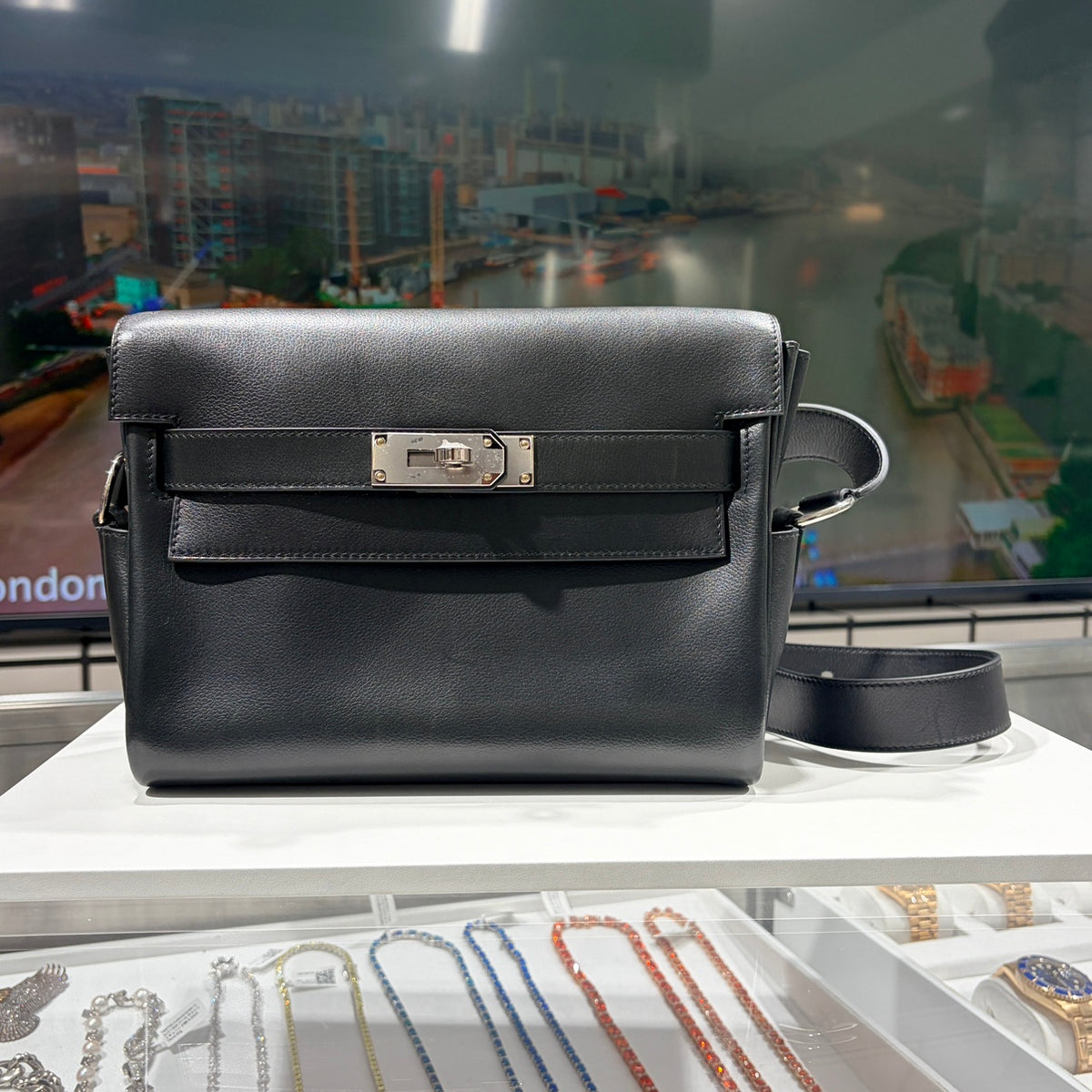 HERMES エルメス ケリー メッセンジャー PM シルバー金具 ノアール K刻印