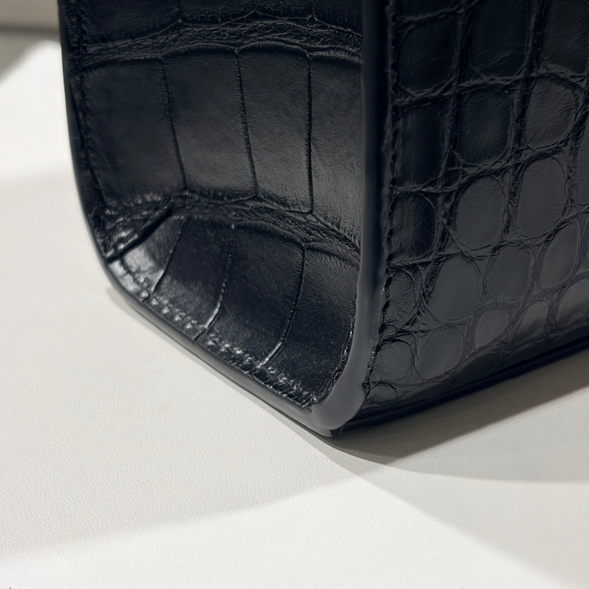 LOUIS VUITTON ルイヴィトン サックプラ ブラック クロコダイル