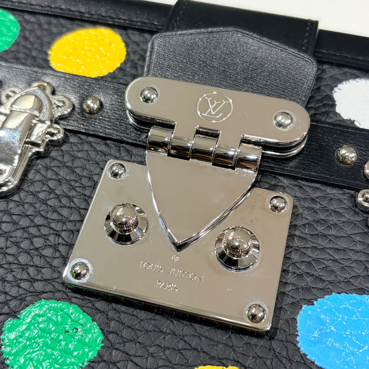 LOUIS VUITTON ルイヴィトン LV × YK プティット・マル ペインティッド ドット 2023