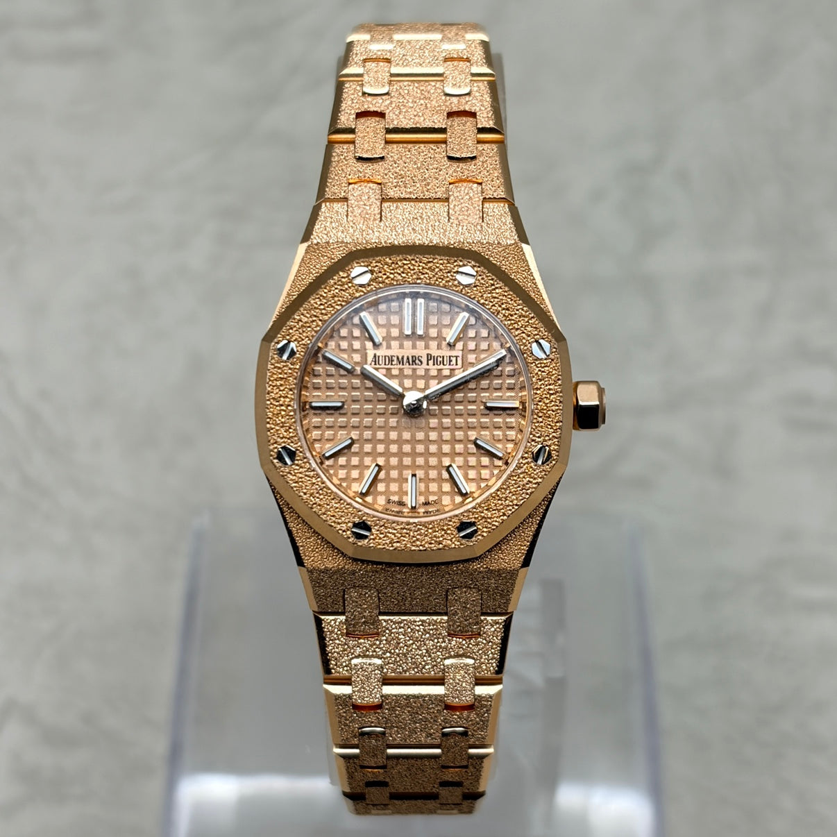AUDEMARS PIGUET オーデマピゲ ロイヤルオーク ミニ フロステッドゴールド 67630OR.GG.1312OR.01-C