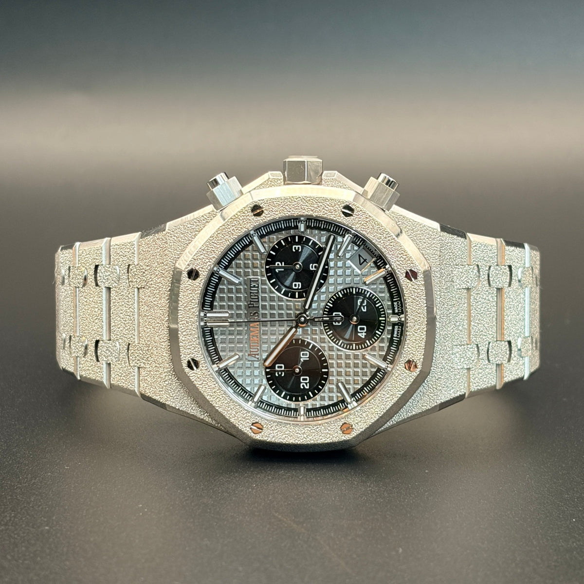 AUDEMARS PIGUET オーデマ ピゲ ロイヤルオーク フロステッドゴールド 26240BC.GG.1324BC.01