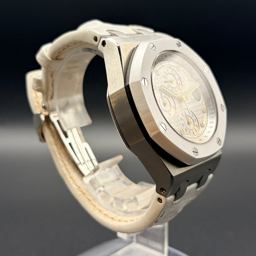 AUDEMARS PIGUET オーデマピゲ ロイヤルオーク オフショア プライド オブ シャム 26172SO.OO.D202CR.01