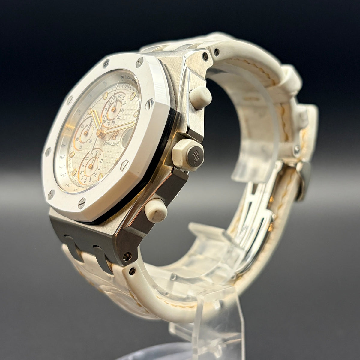 AUDEMARS PIGUET オーデマピゲ ロイヤルオーク オフショア プライド オブ シャム 26172SO.OO.D202CR.01