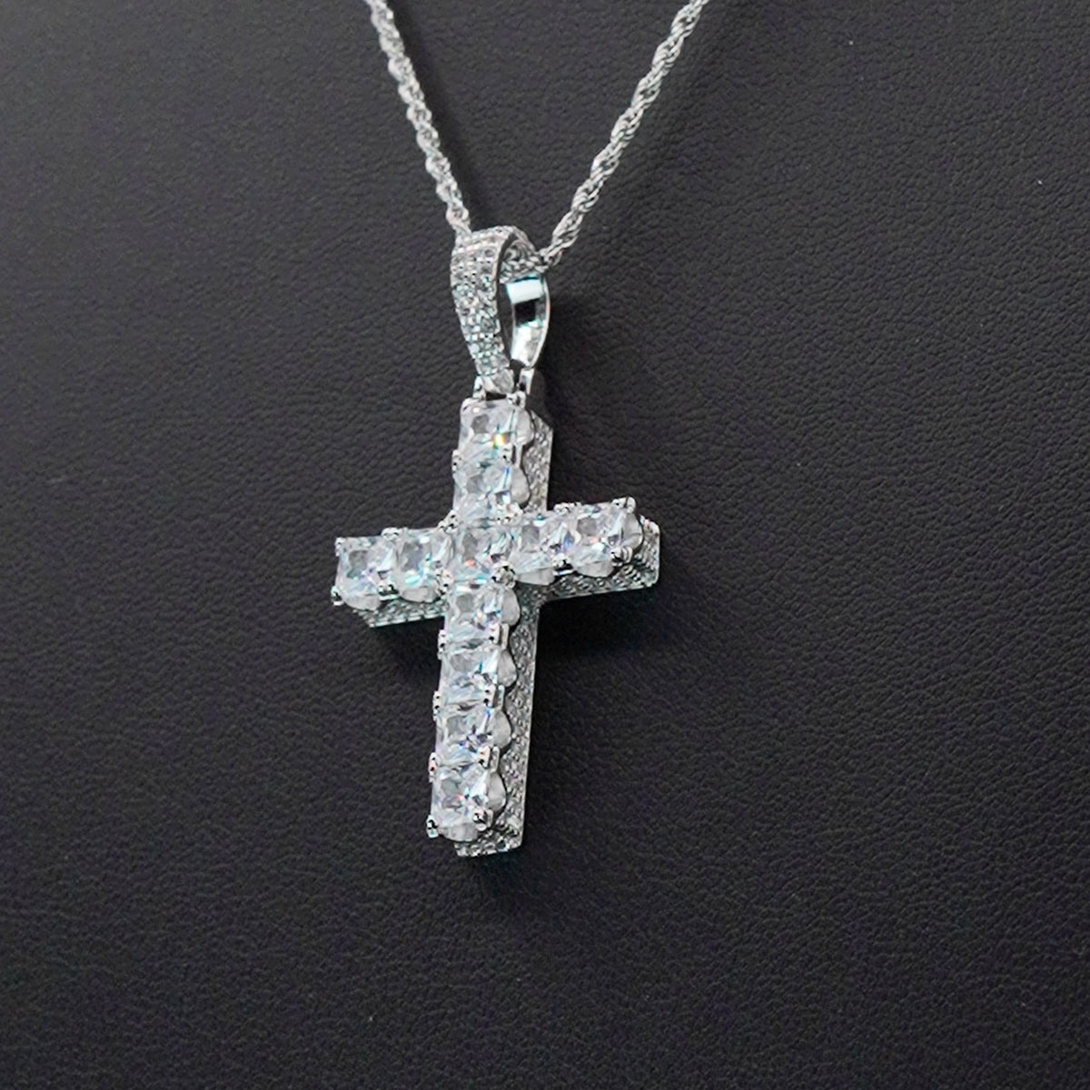 BABY TRAX - シルバー925 クロスペンダント WG メッキ CZ バチカン込み4.2cm 2.2cm